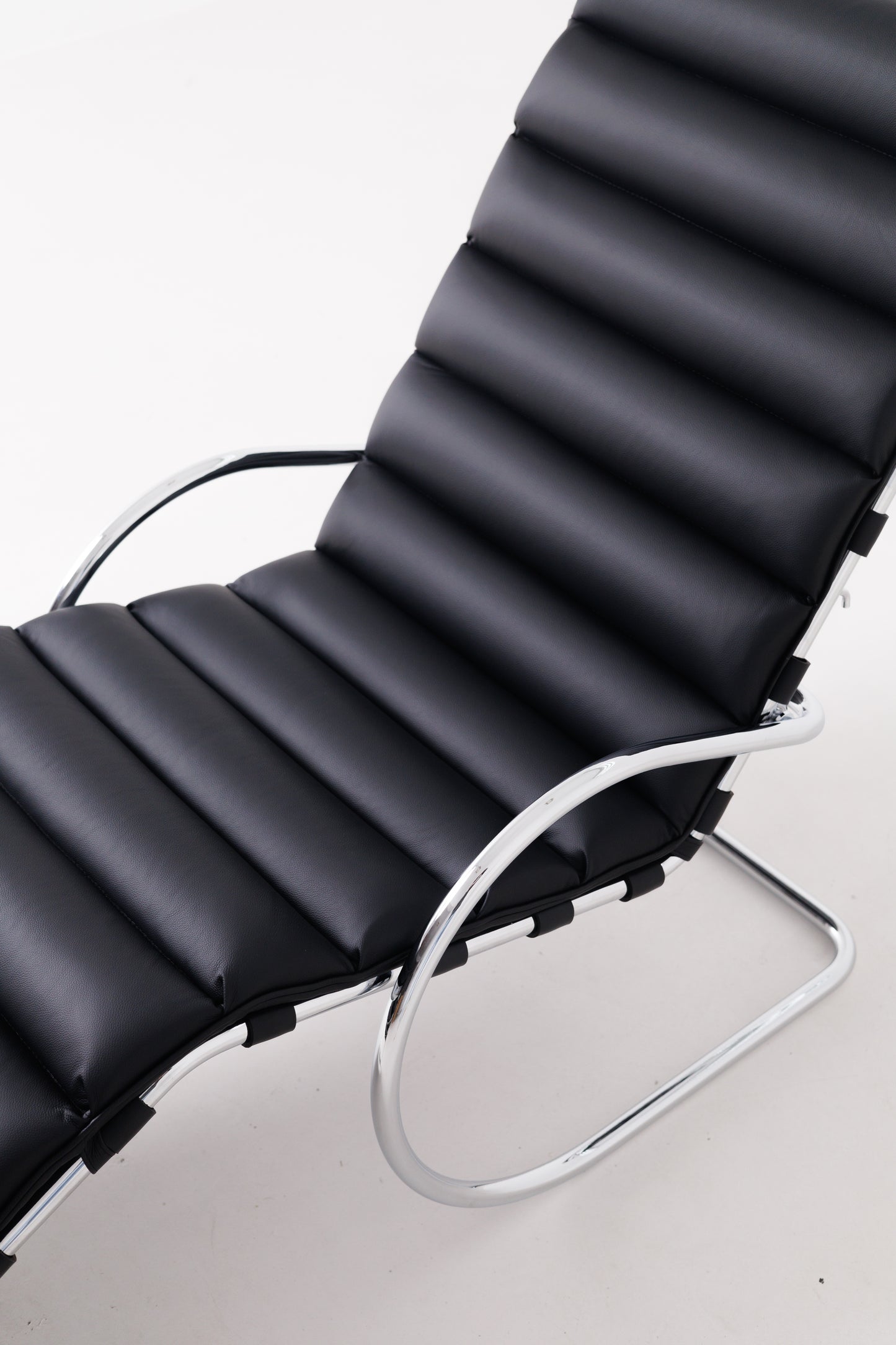 Scaun de Lounge Reglabil Model 242 de Mies van der Rohe pentru Knoll