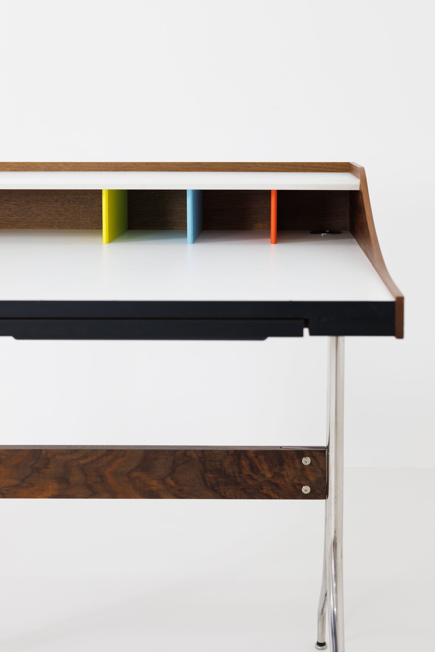 Birou Nelson Swag Leg de George Nelson pentru Herman Miller