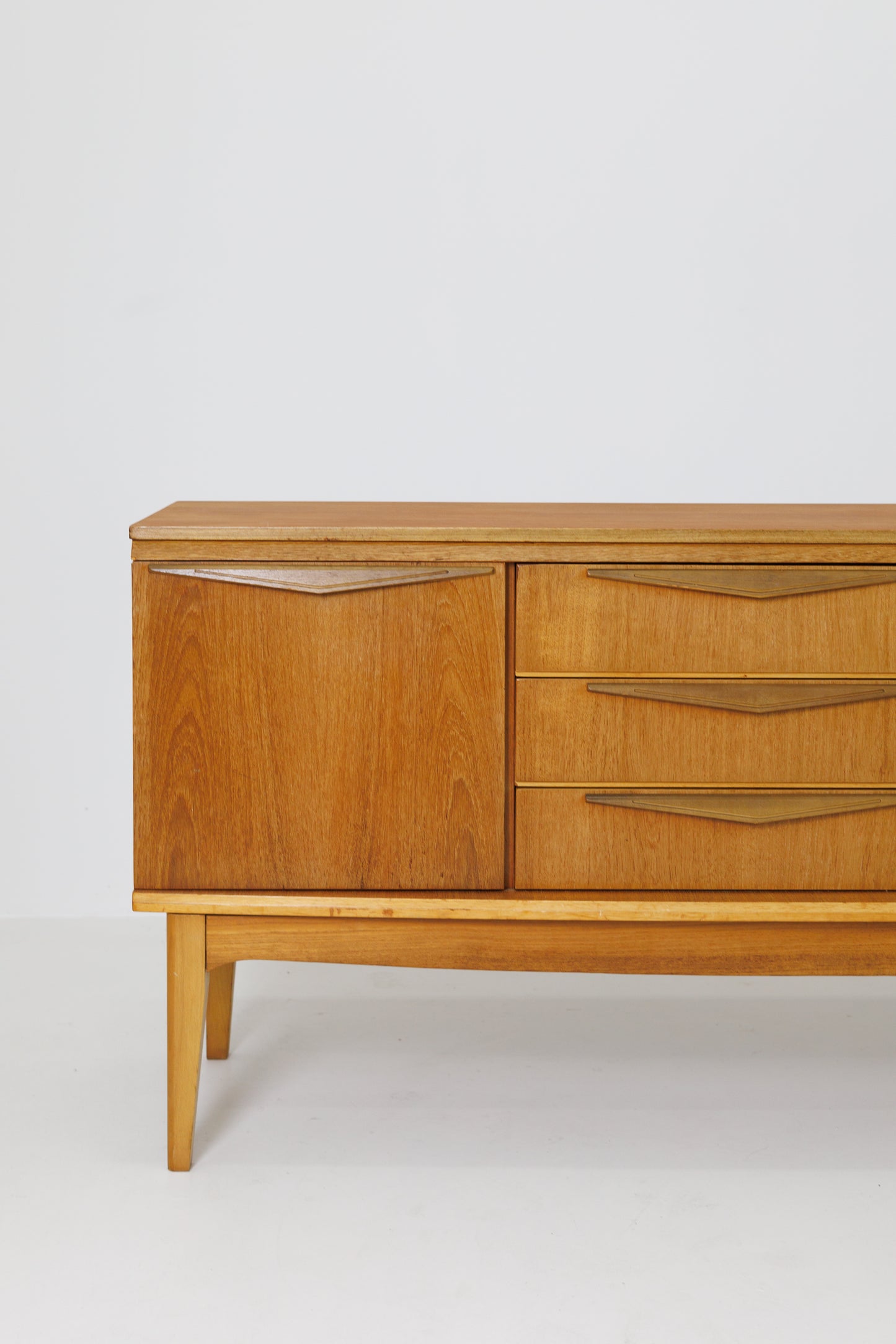 Vintage Mid-Century Modern Sideboard by Stonehill, 1960s