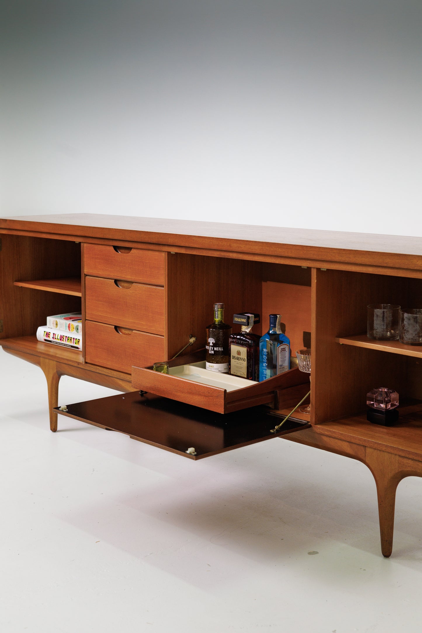 Comodă Vintage Mid Century de Greaves & Thomas, UK, anii '60