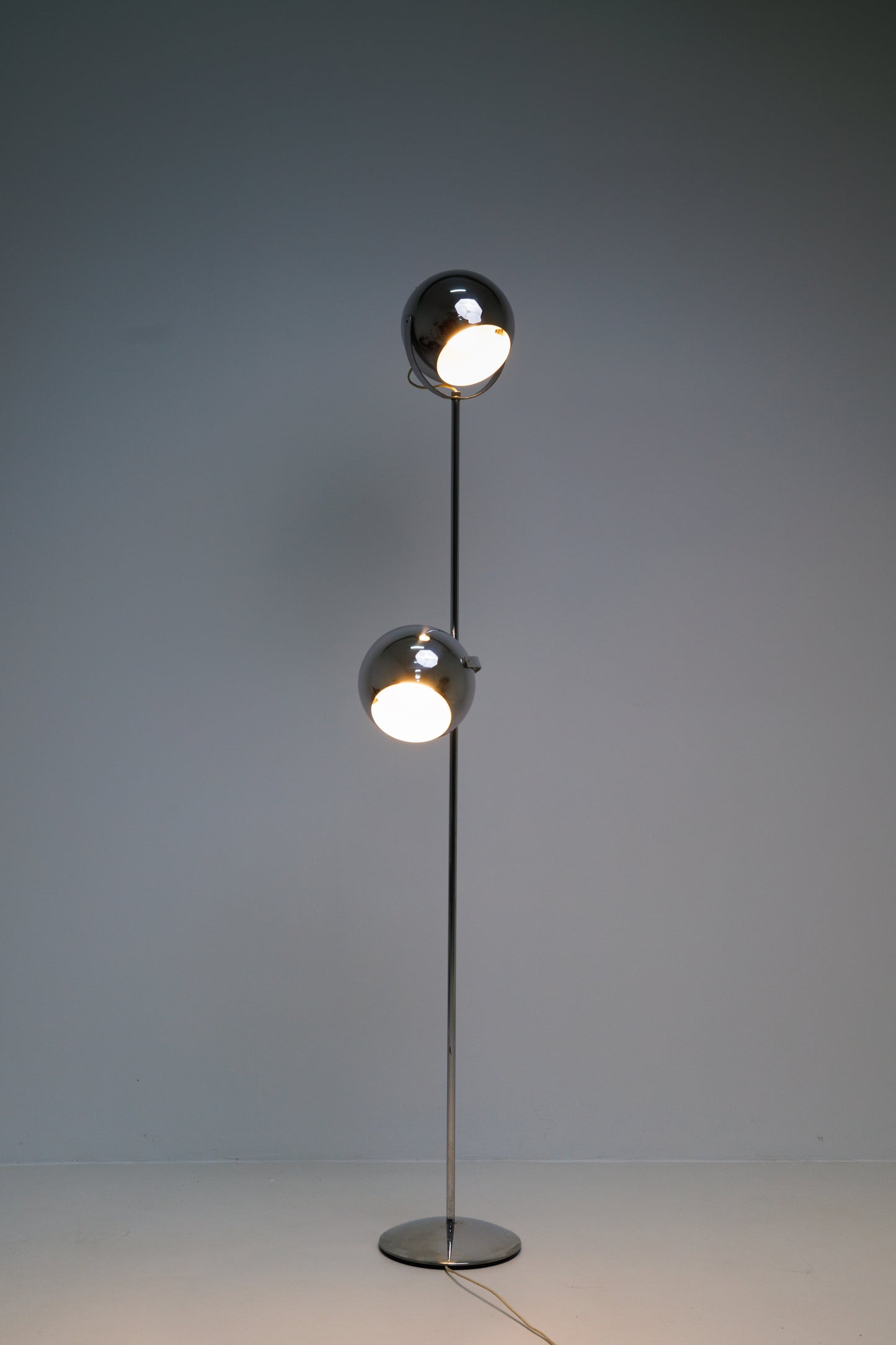 Lampă de podea cromata Eyeball Reggiani, Italia, anii 1960