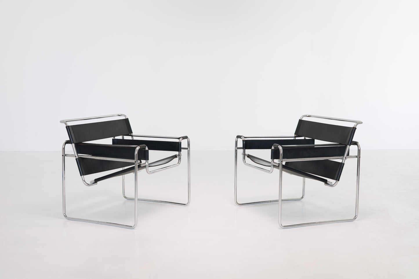 Set of 2 Wassily Chairs by Marcel Breuer for Gavina