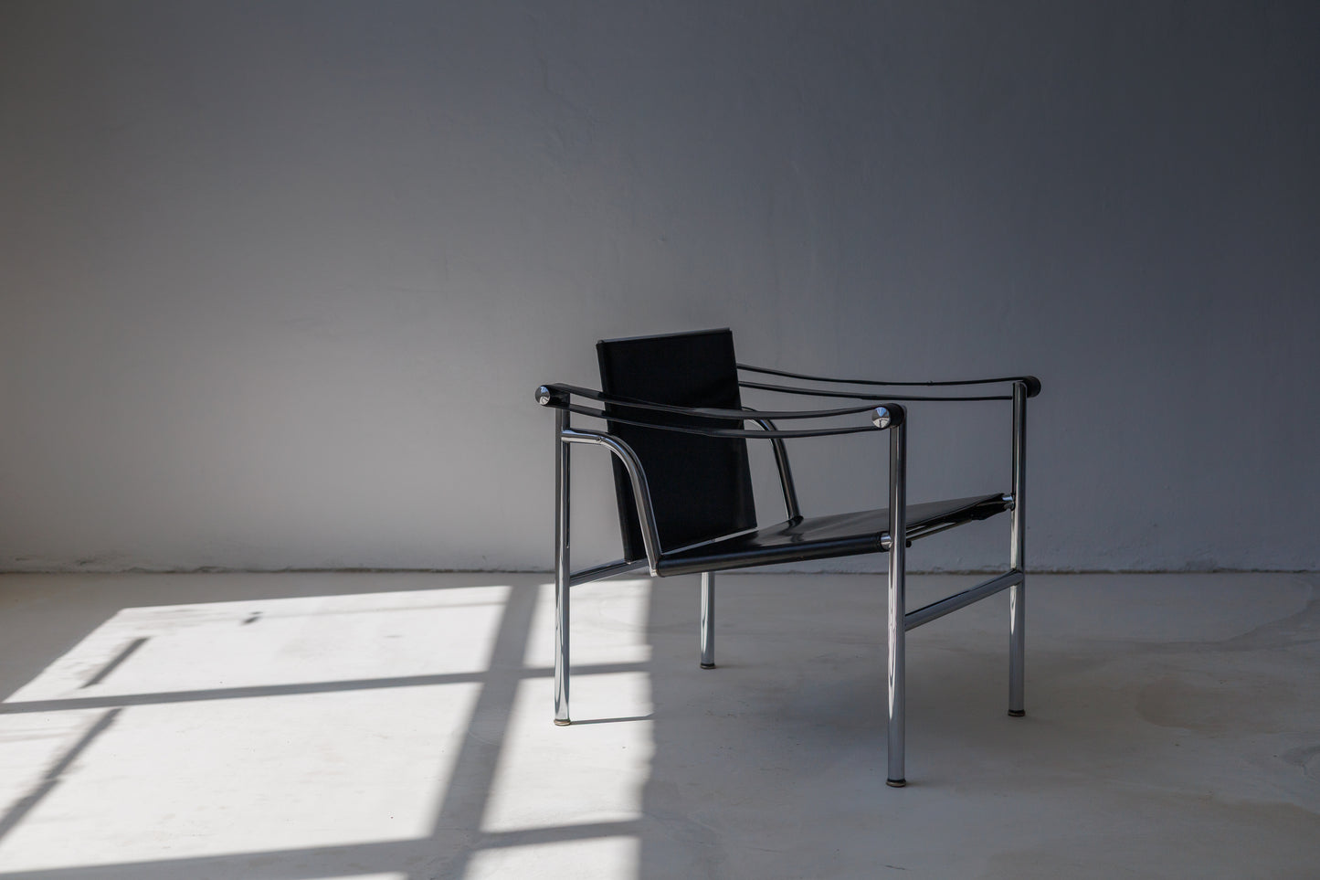 LC1 Fauteuil á Dossier Basculant by Corbusier for Cassina