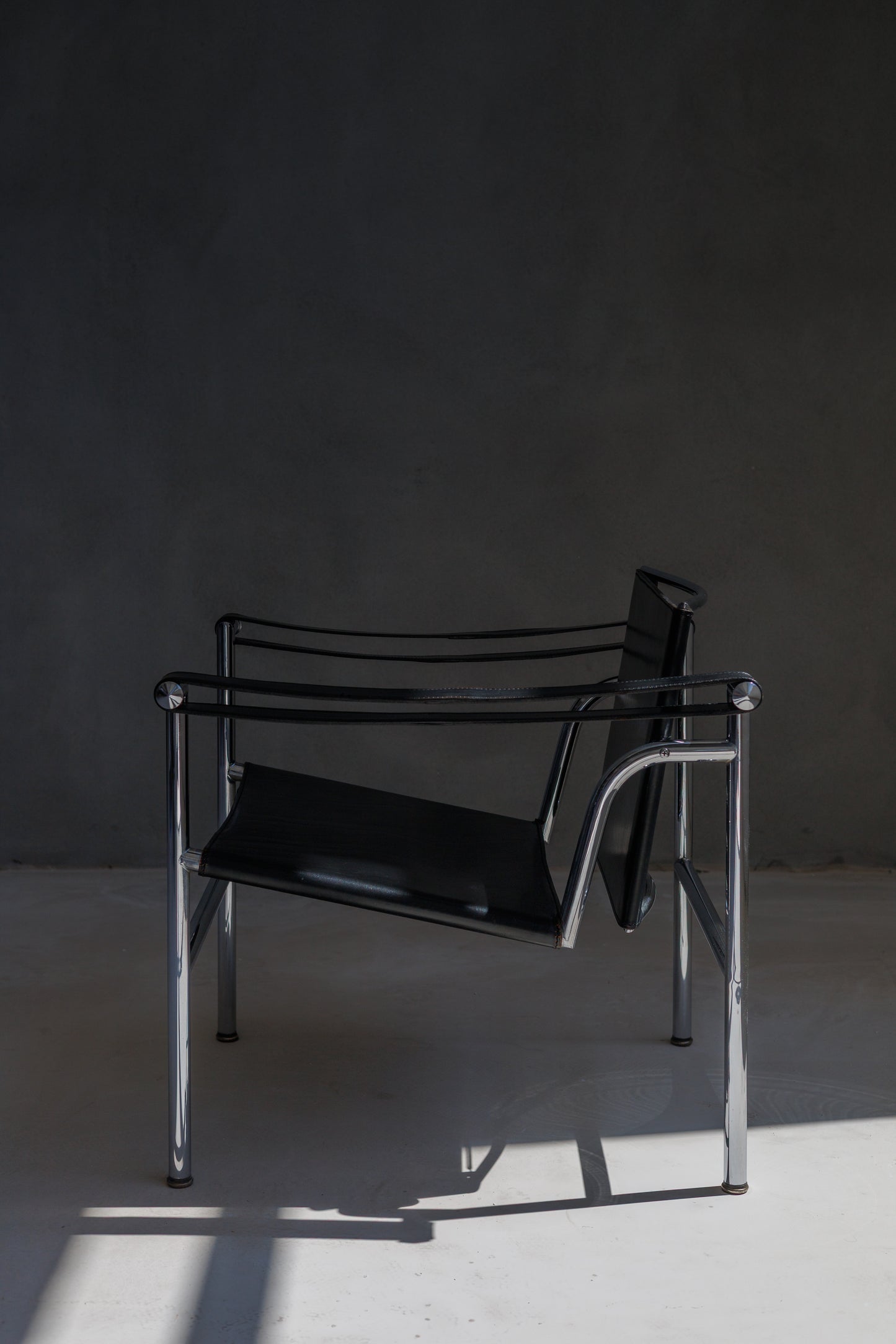 LC1 Fauteuil á Dossier Basculant by Corbusier for Cassina