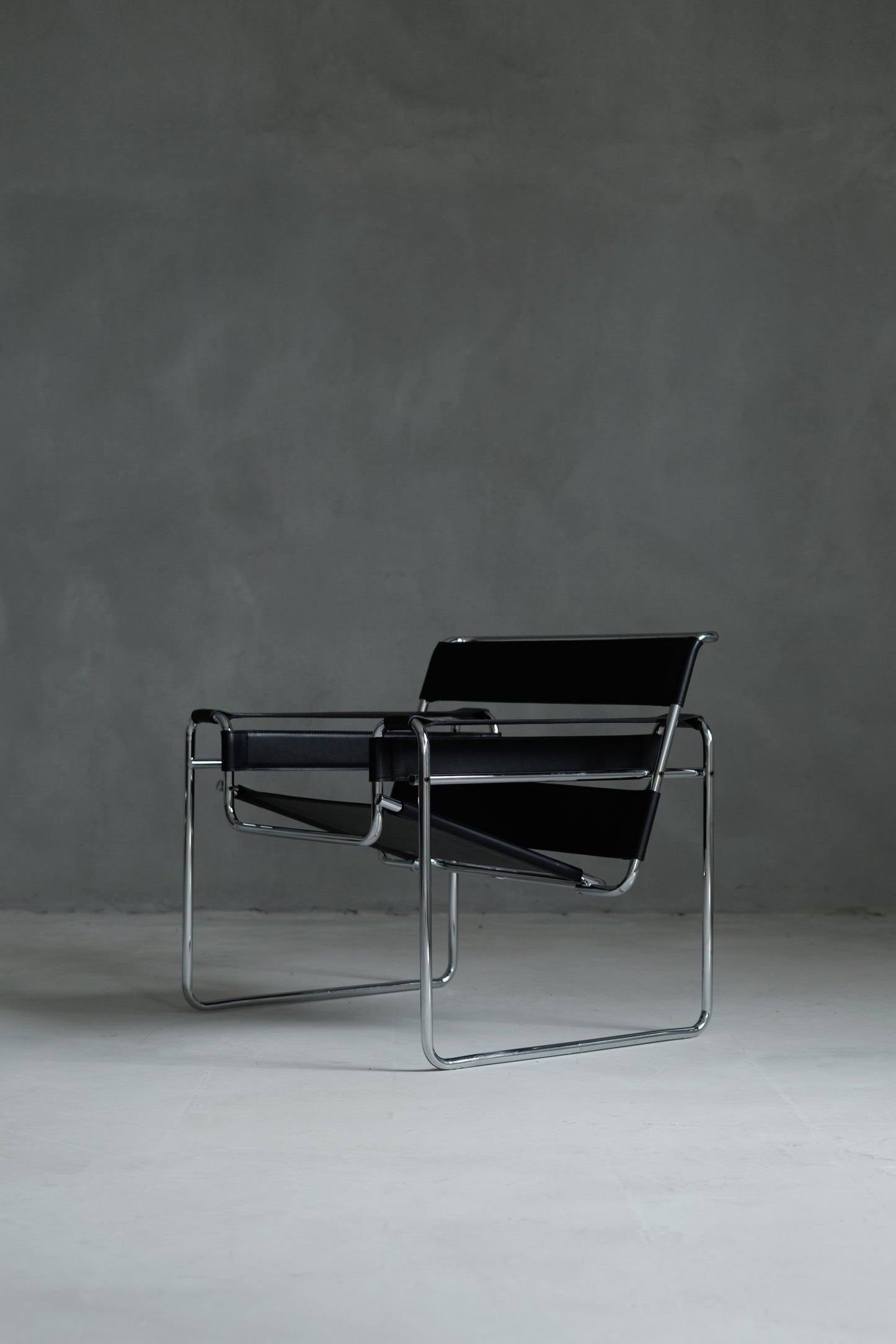 Set of 2 Wassily Chairs by Marcel Breuer, Knoll
