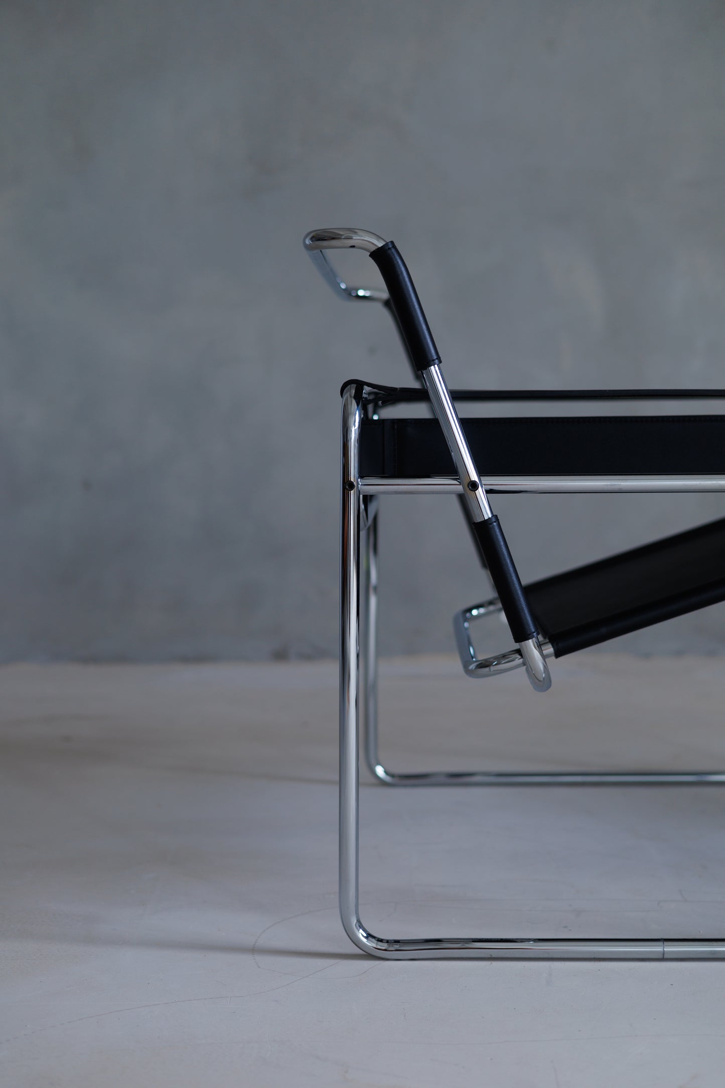 Set of 2 Wassily Chairs by Marcel Breuer, Knoll