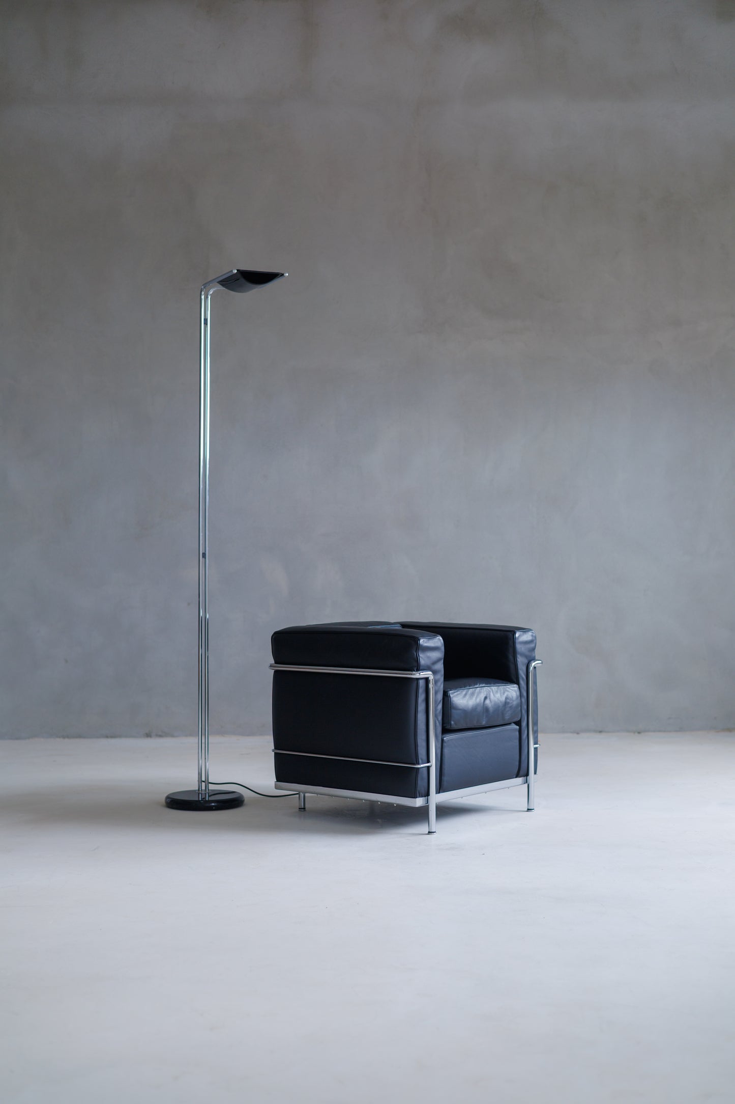 LC2 Armchair by Le Corbusier - Black Leather