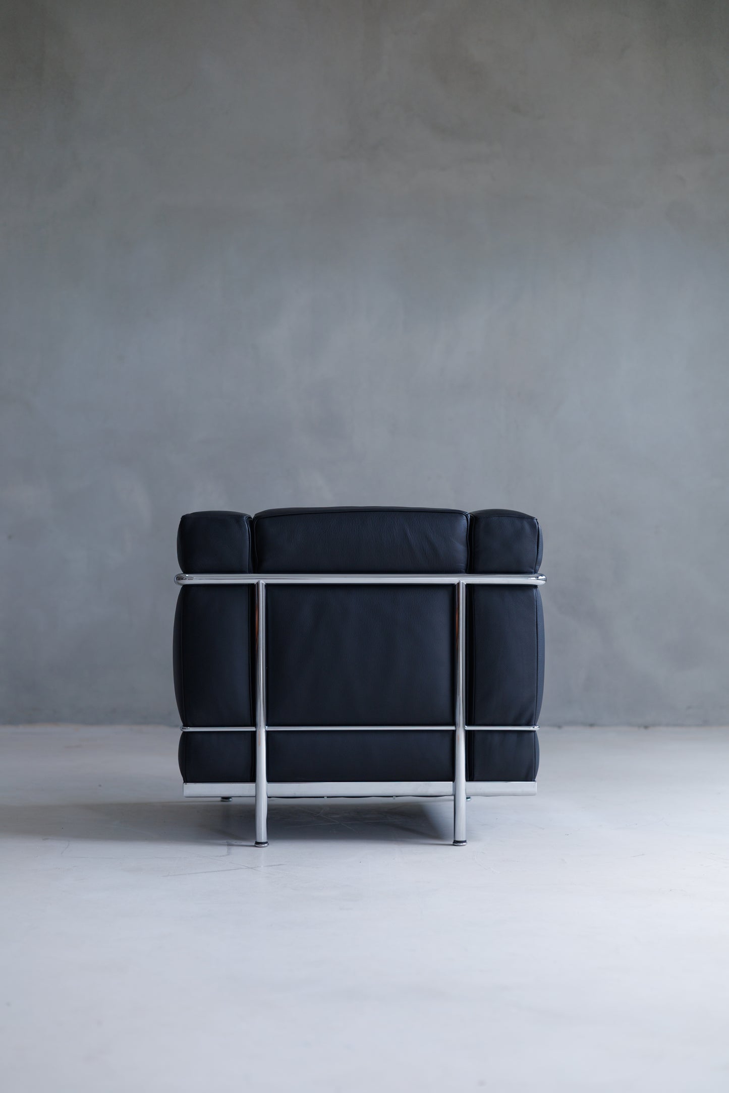 LC2 Armchair by Le Corbusier - Black Leather