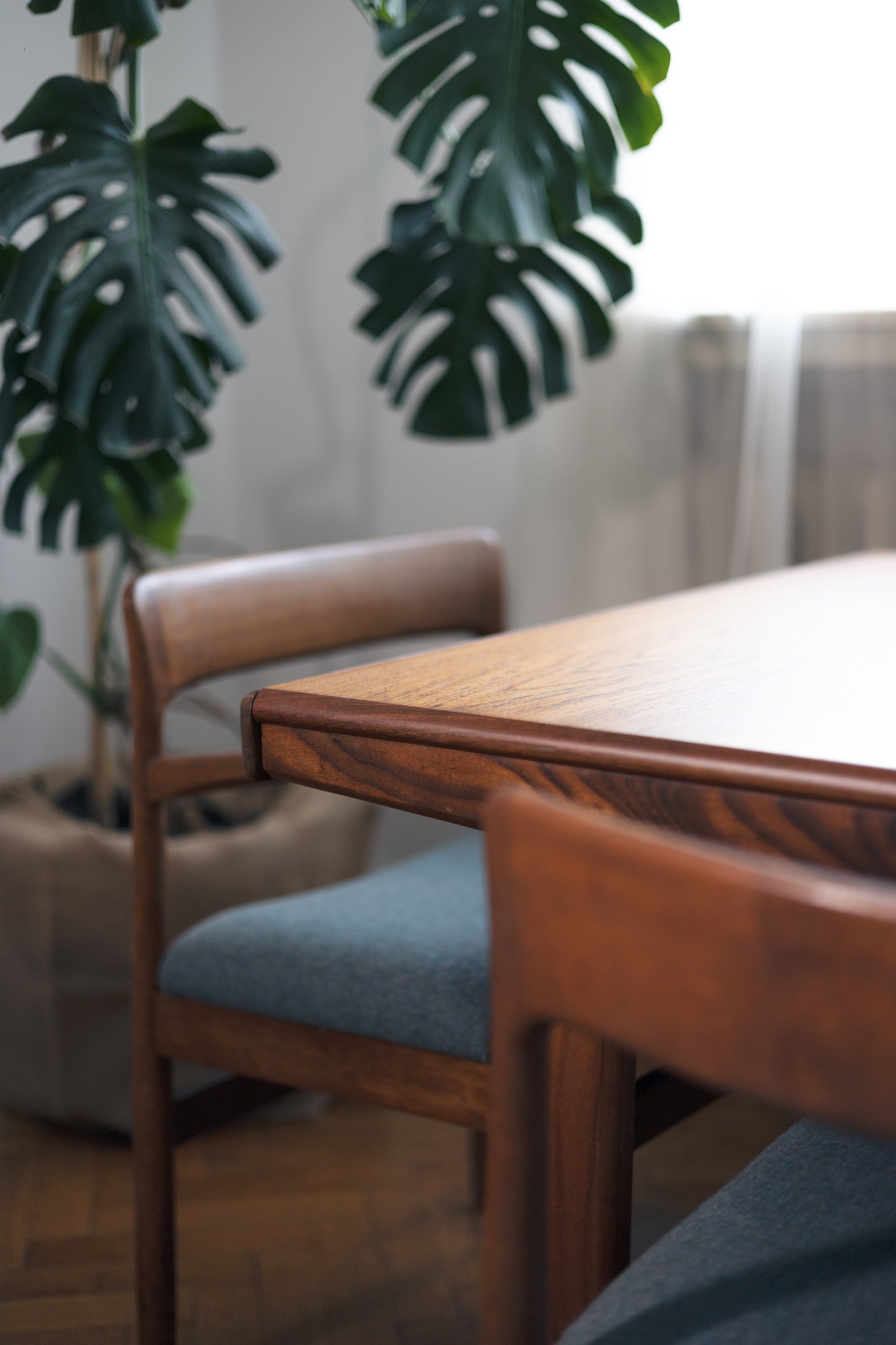 Set of 6 Mid-century Teak Dining Chairs by Niels O. Møller