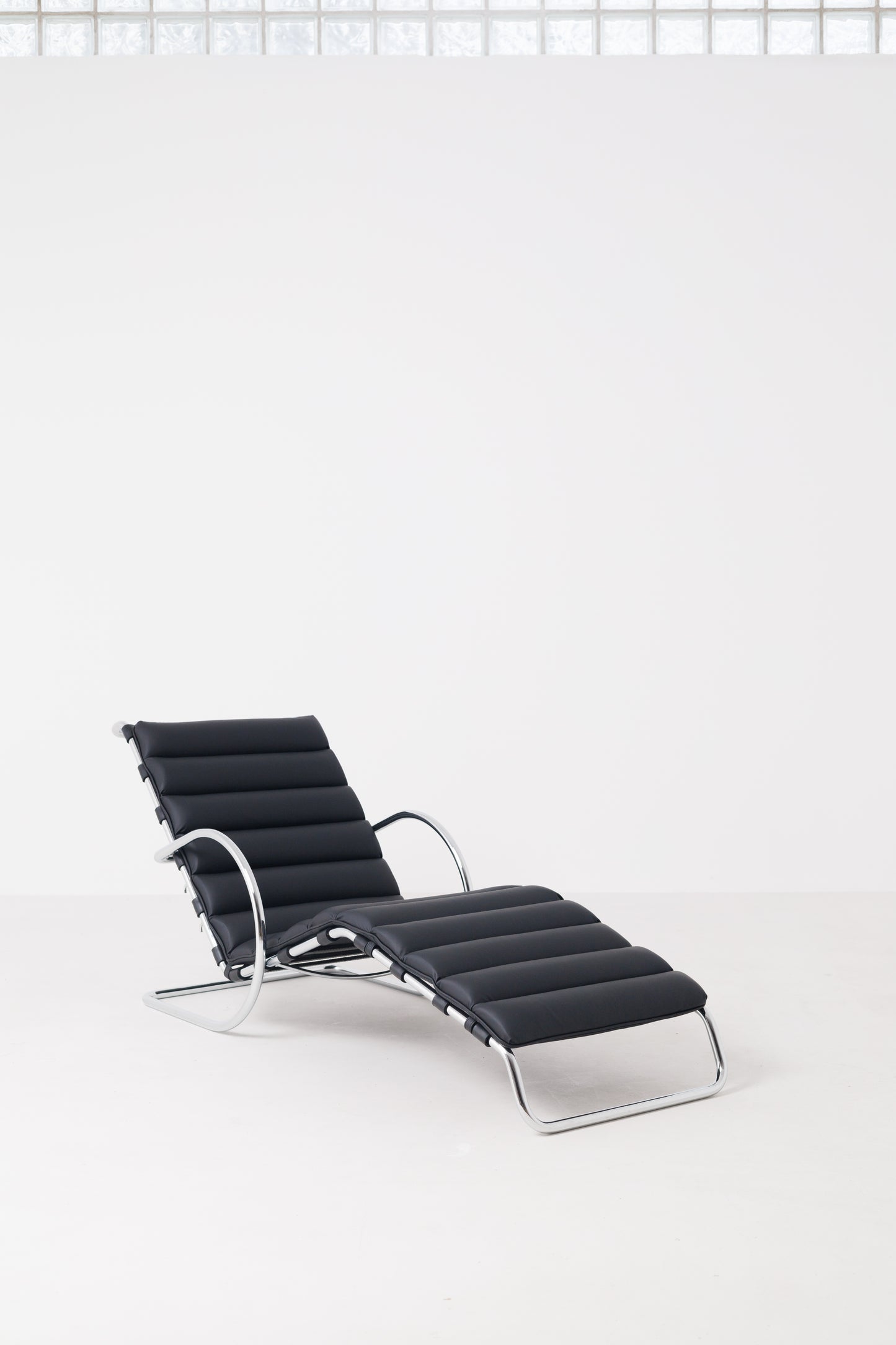 Model 242 Adjustable Lounge Chair by Mies van der Rohe for Knoll