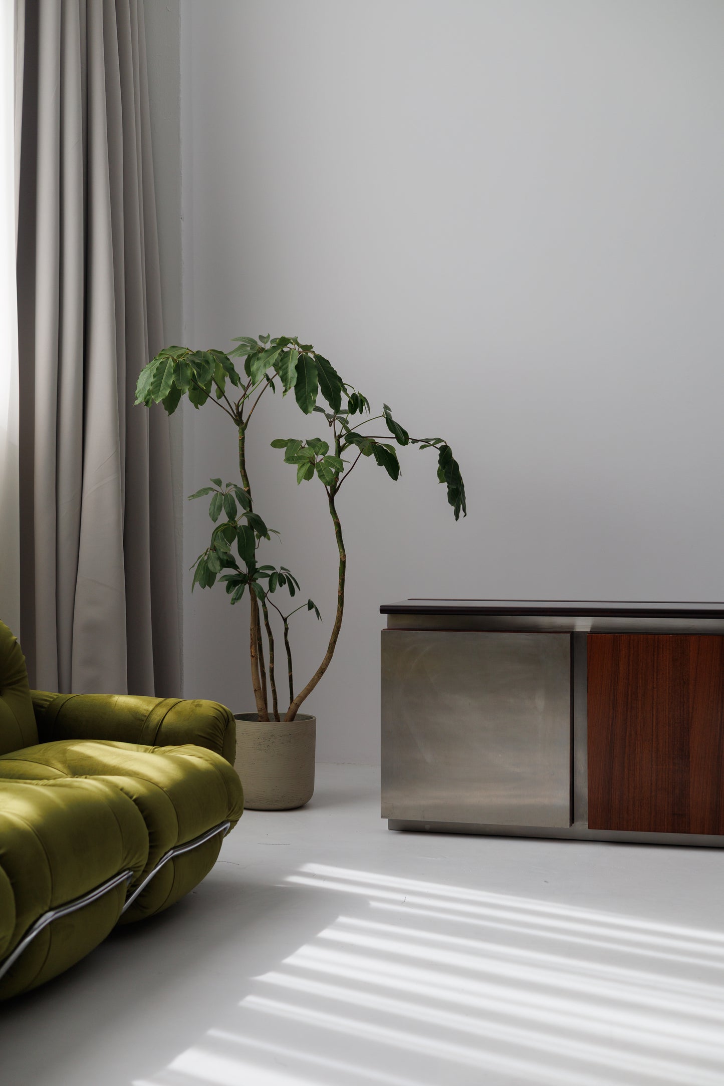 Restored Large Parioli Sideboard | Room Divider by Giotto Stoppino for Acerbis