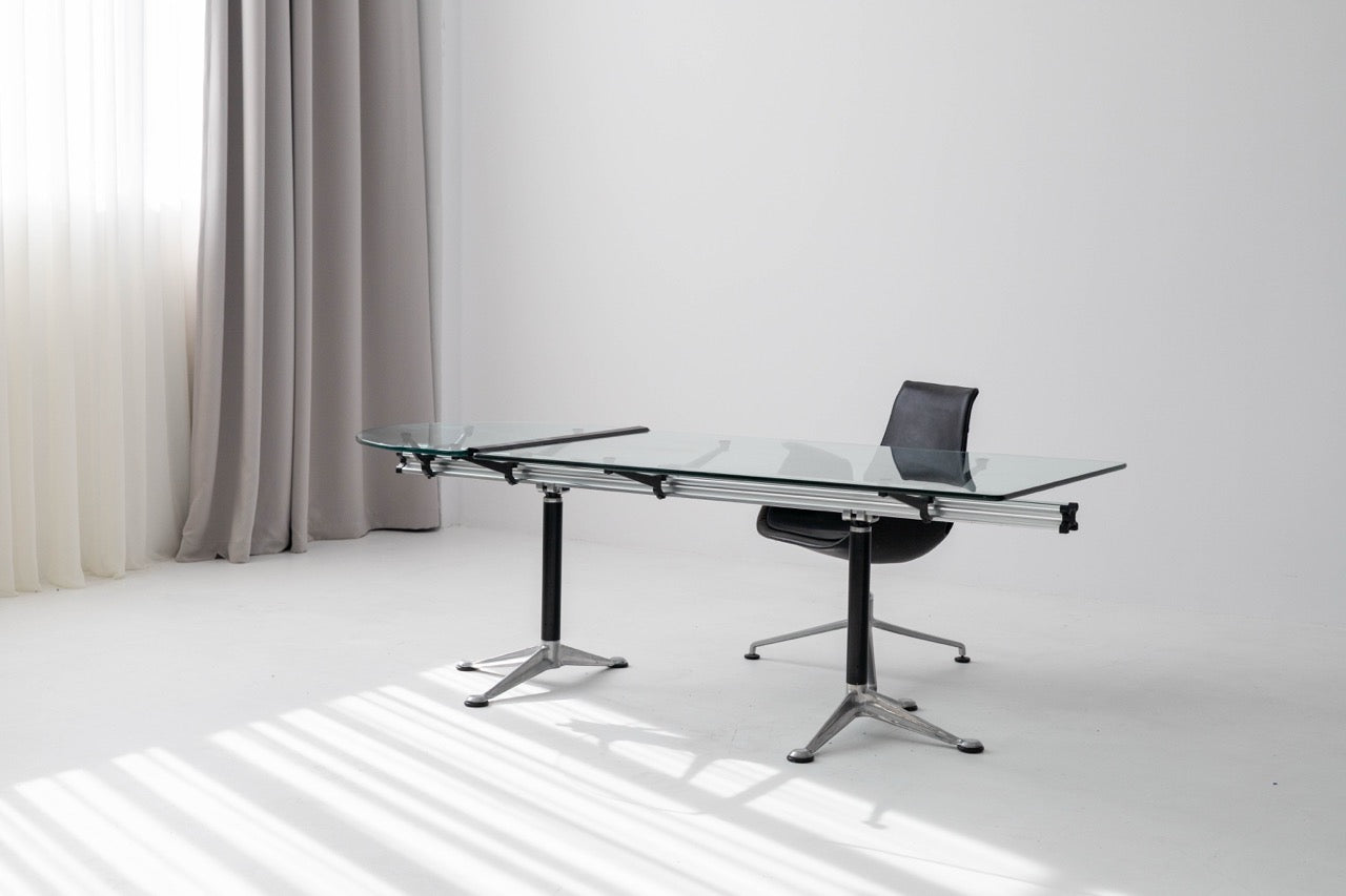 The Iconic Burdick Group Desk by Bruce Burdick for Herman Miller, 1980s