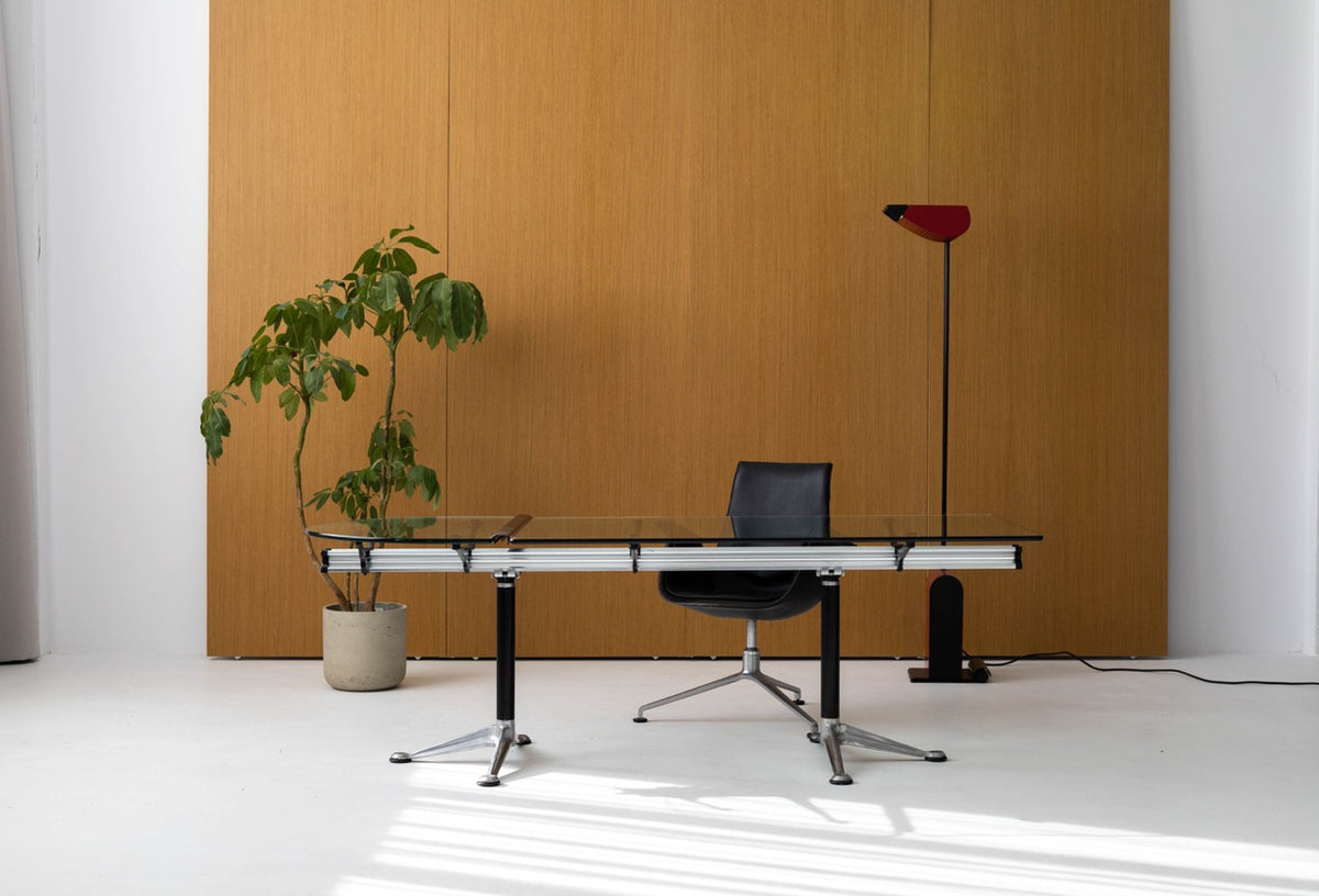 The Iconic Burdick Group Desk by Bruce Burdick for Herman Miller, 1980s