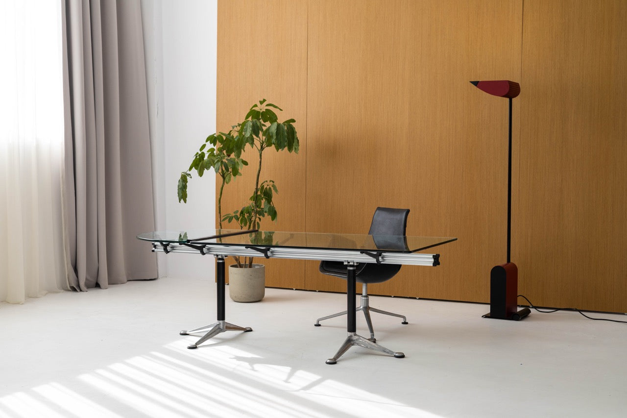 The Iconic Burdick Group Desk by Bruce Burdick for Herman Miller, 1980s