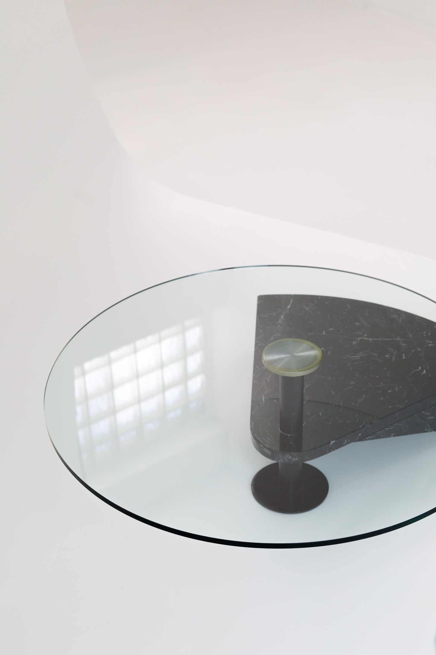 Postmodernist Black Marble Coffee Table by Acerbis 1980s Italy