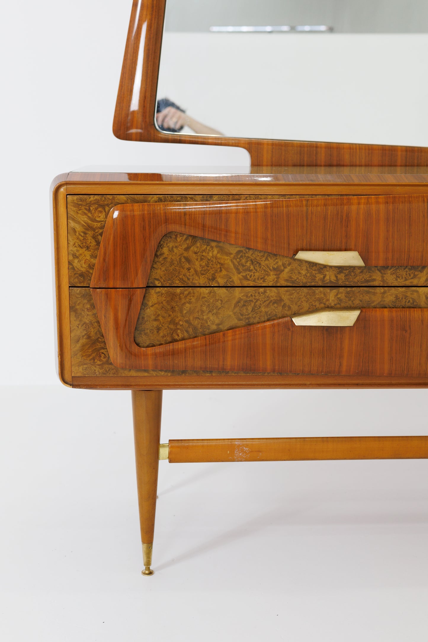 Burlwood Mid-Century-Modern Sideboard by Silvio Cavatorta for La Permanente Mobili Cantu - Italy 1950s