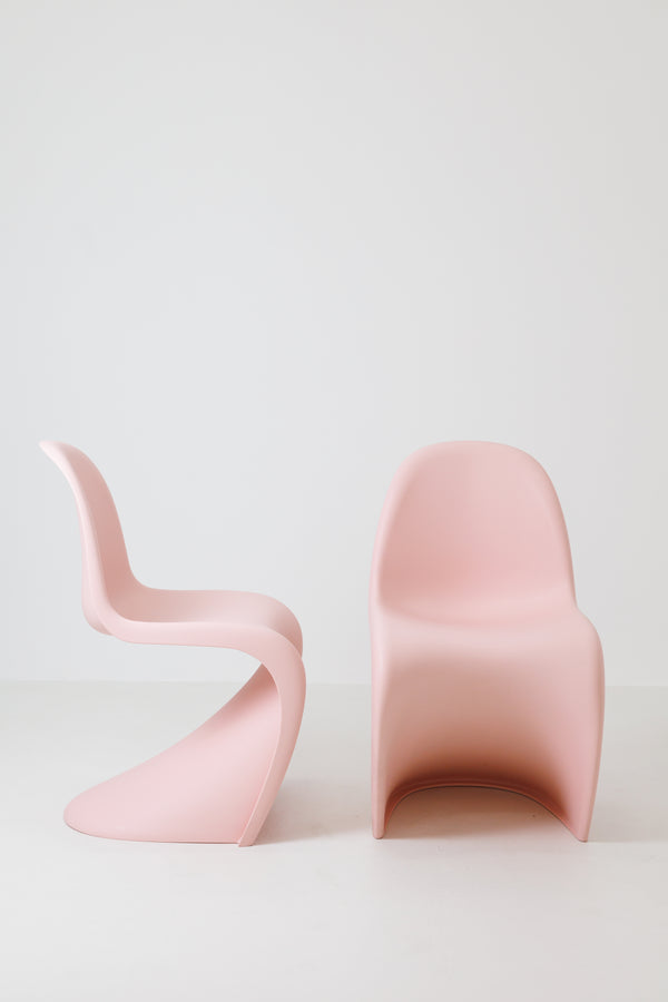 Set of 2 Soft Pink Verner Panton Chairs by Vitra