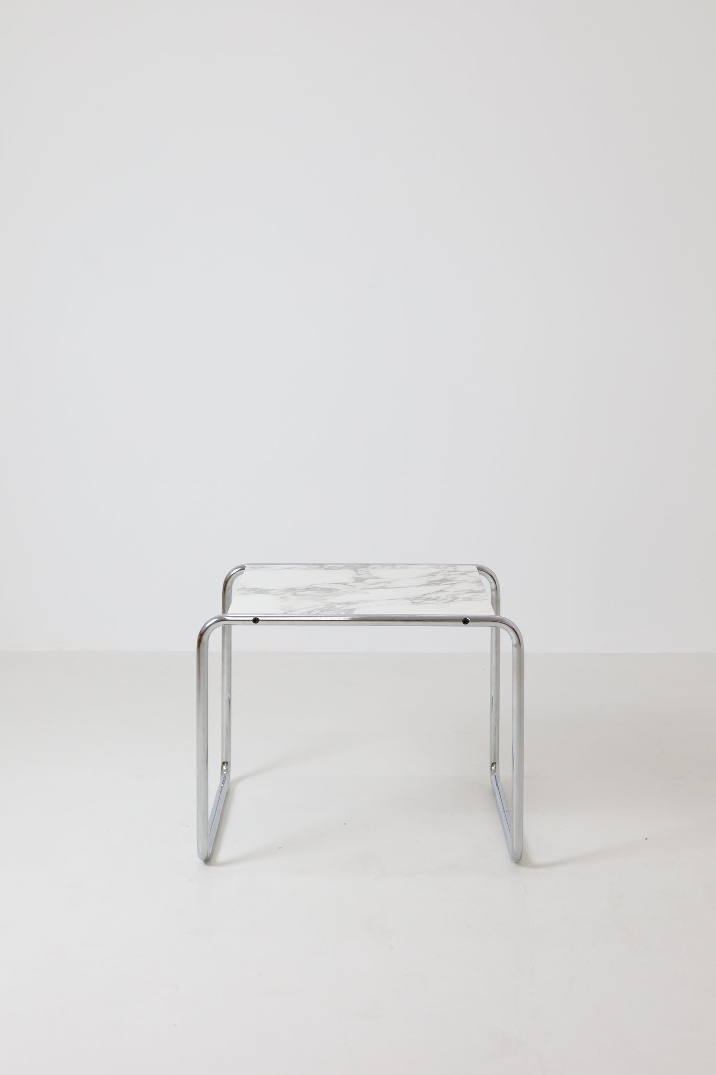 White Marble Coffee Table Laccio by Marcel Breuer for Knoll