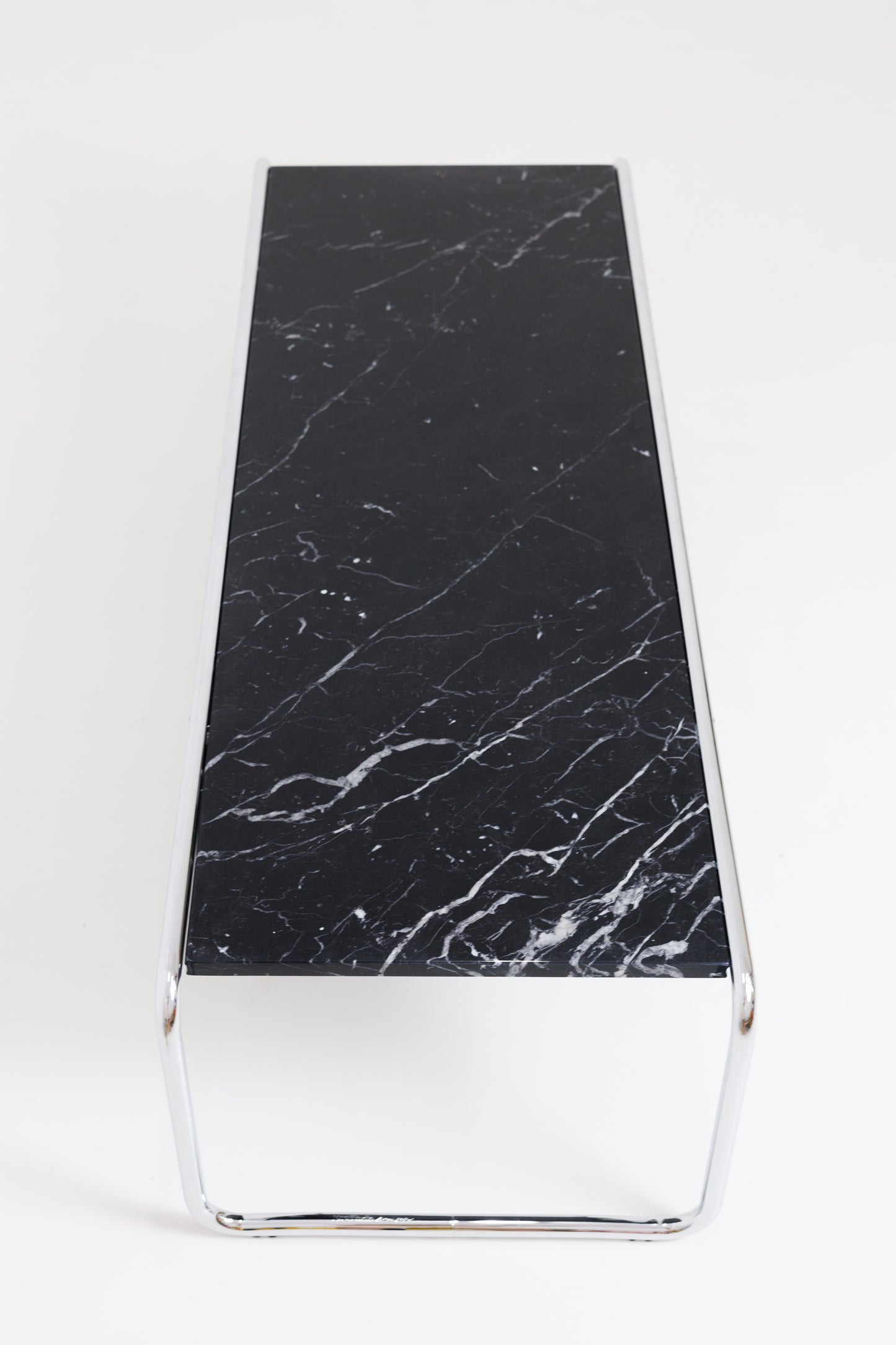 Black Marble Coffee Table Laccio by Marcel Breuer for Knoll