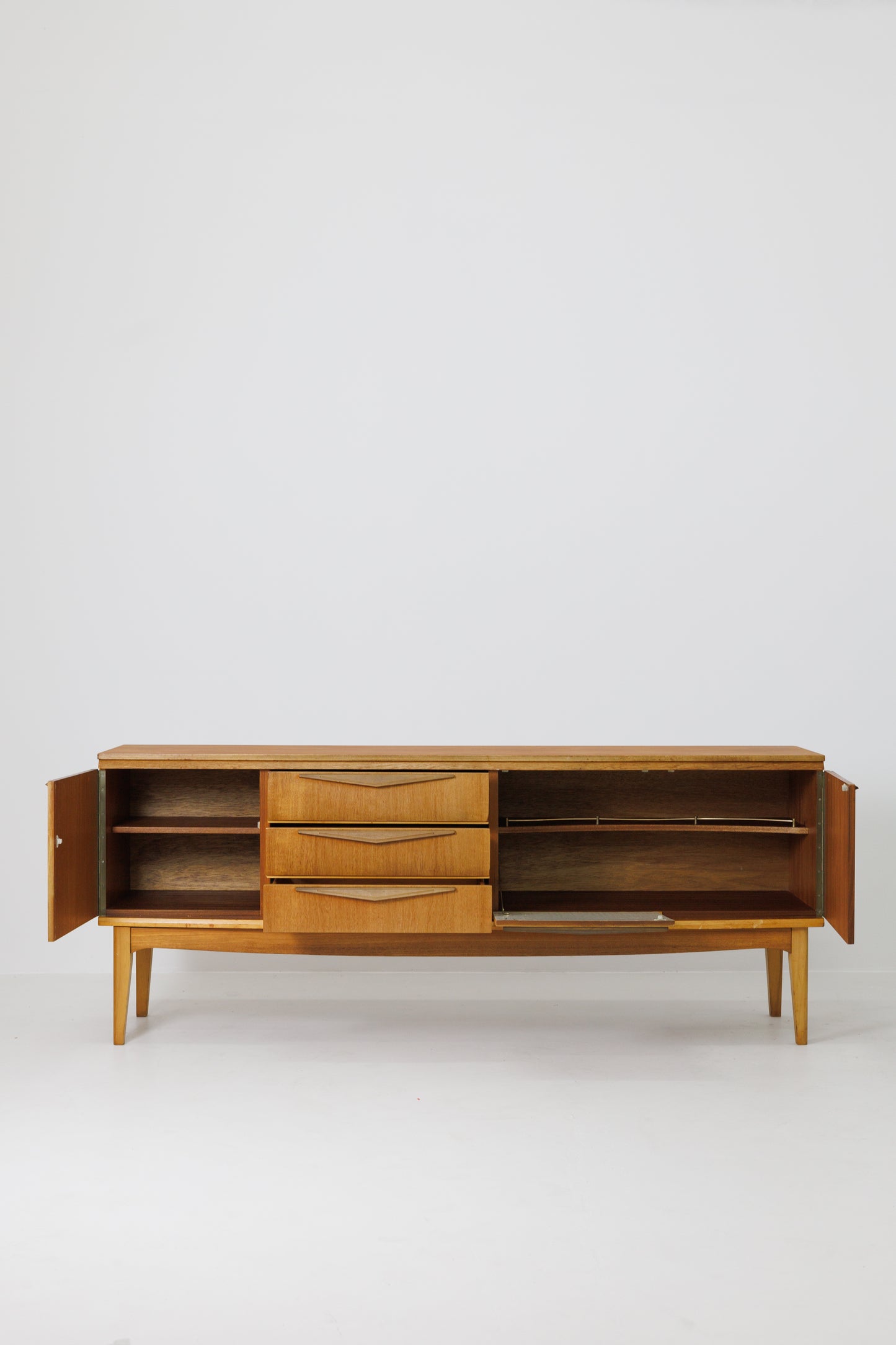 Vintage Mid-Century Modern Sideboard by Stonehill, 1960s