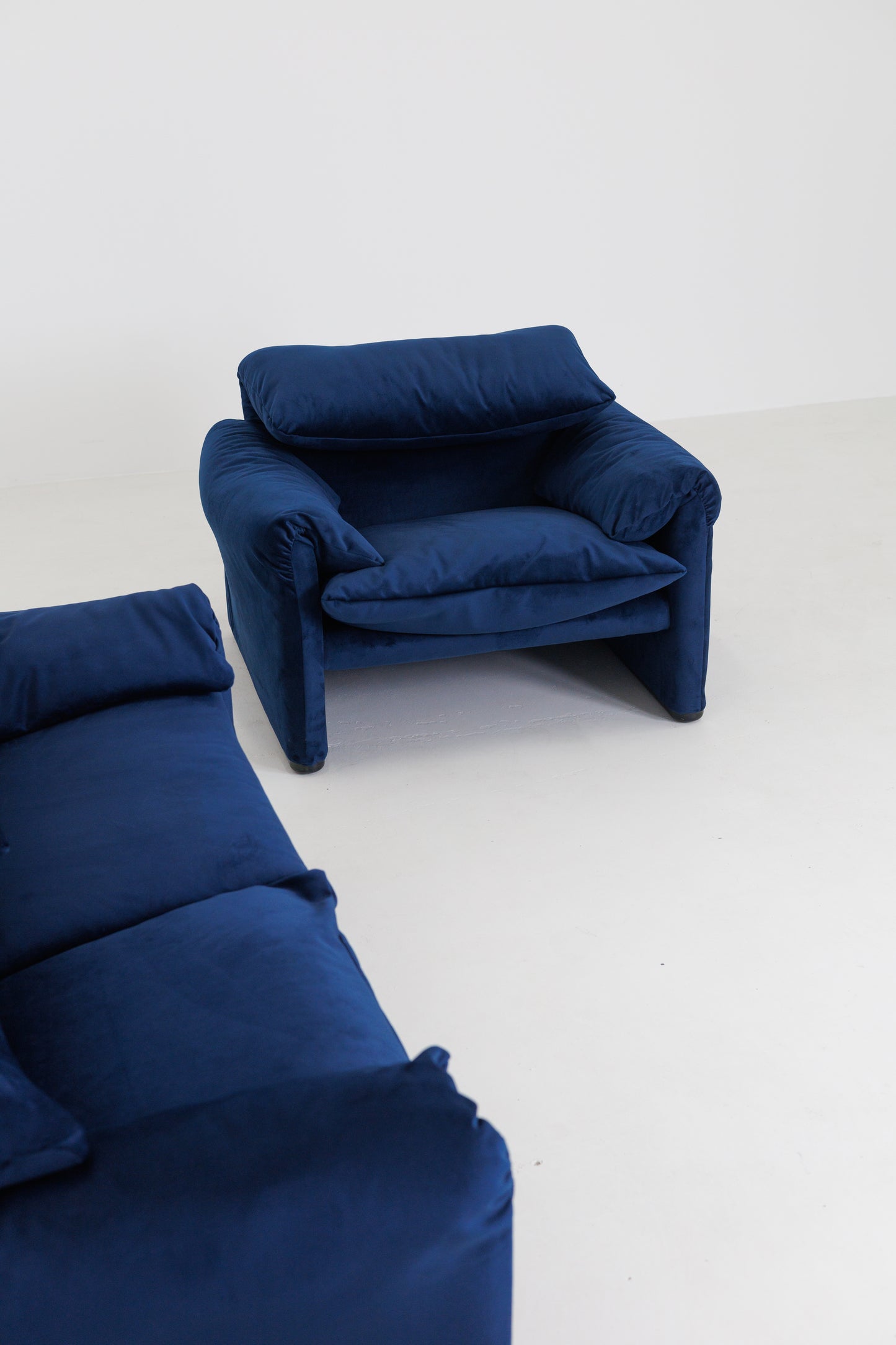 Vintage Blue Velvet Maralunga Armchair & Sofa Set by Vico Magistretti for Cassina