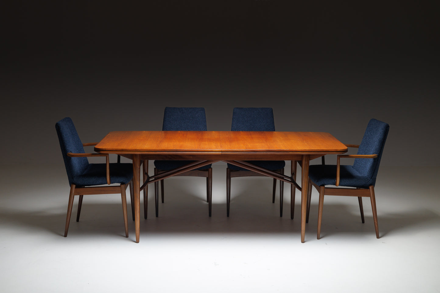 Mid Century Modern Dining Set of 8 Seats - Dark Blue Boucle