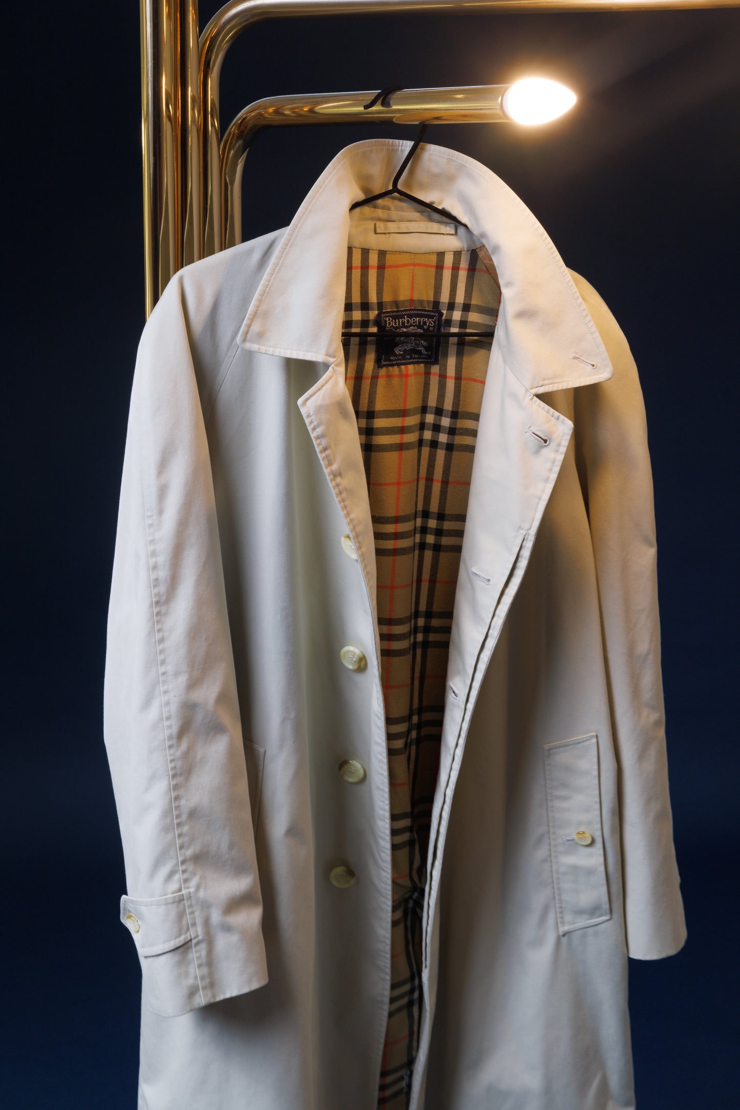 Burberry Coat - Model Camden Size M