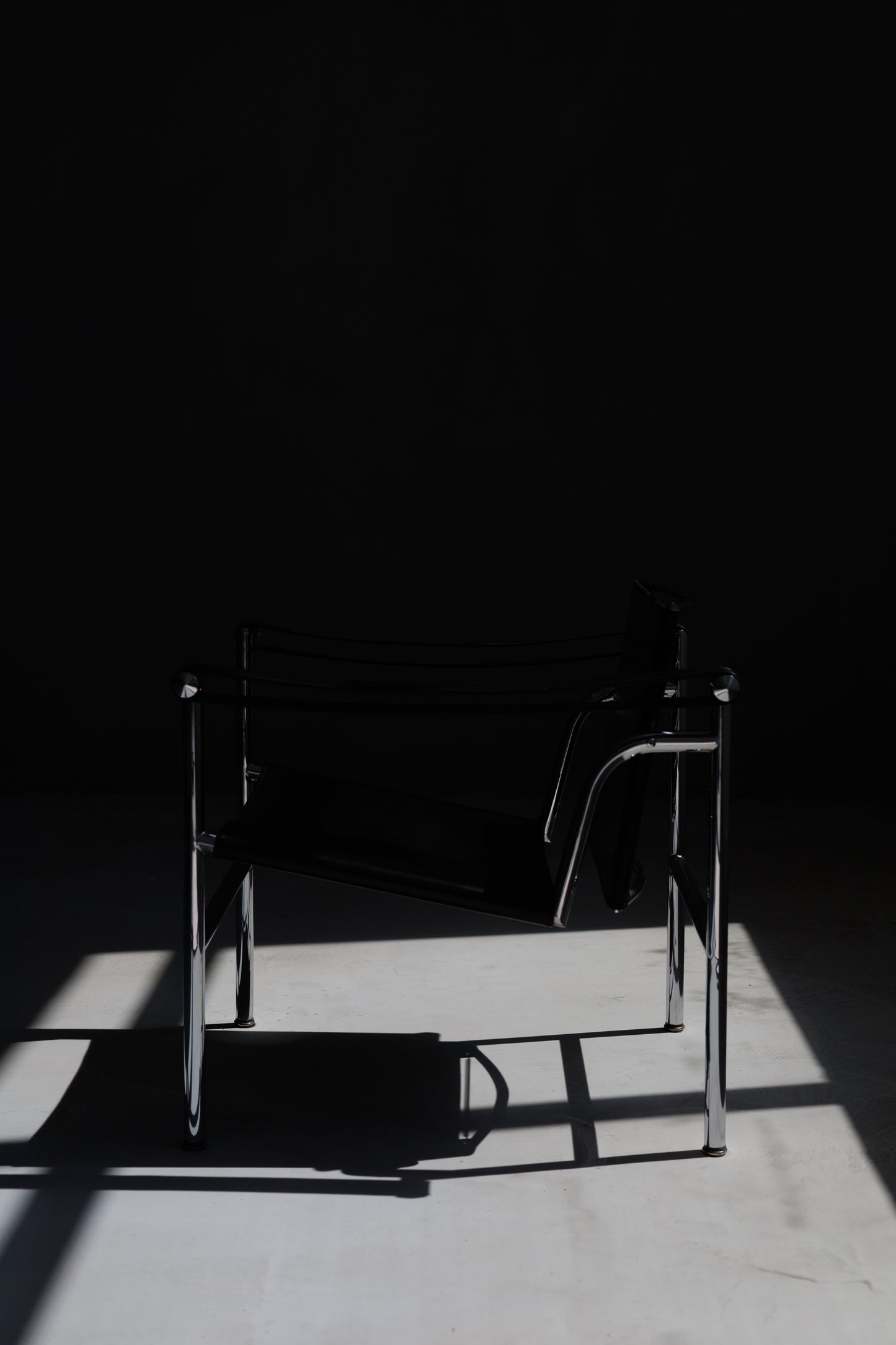 LC1 Fauteuil á Dossier Basculant by Corbusier for Cassina