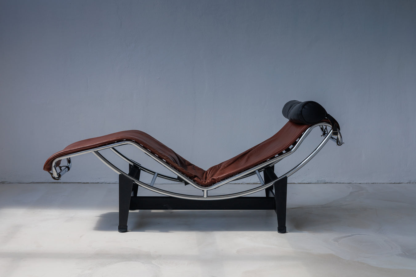 LC4 Lounge Chair by Le Corbusier for Cassina
