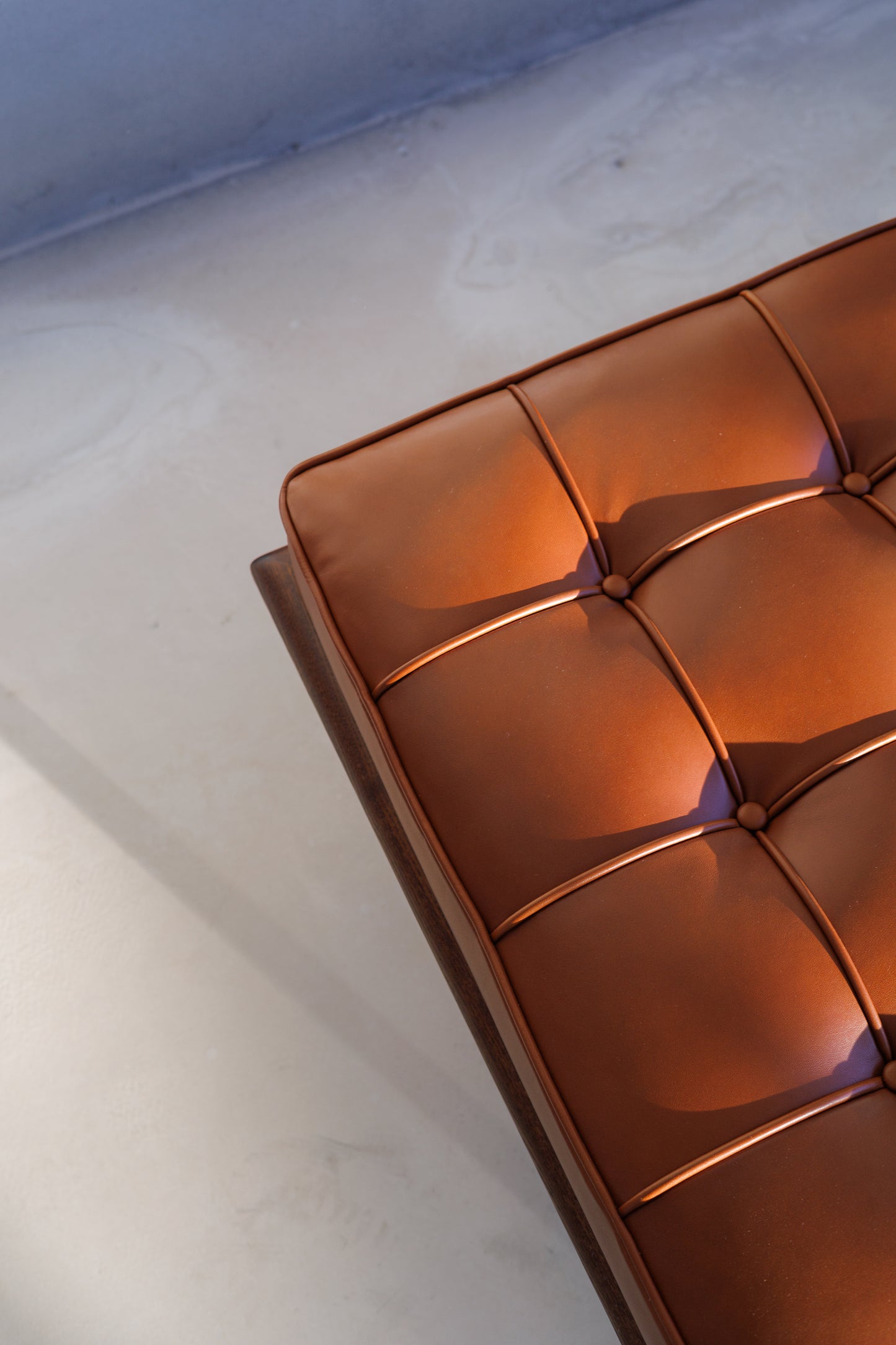 Barcelona Day Bed By Mies van der Rohe for Knoll - Cognac Leather