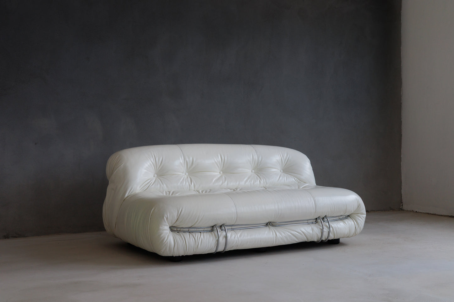 Soriana Sofa by Afra & Tobia Scarpa, produced by Cassina — in White Leather