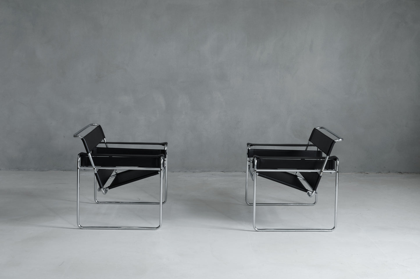 Set of 2 Wassily Chairs by Marcel Breuer, Knoll