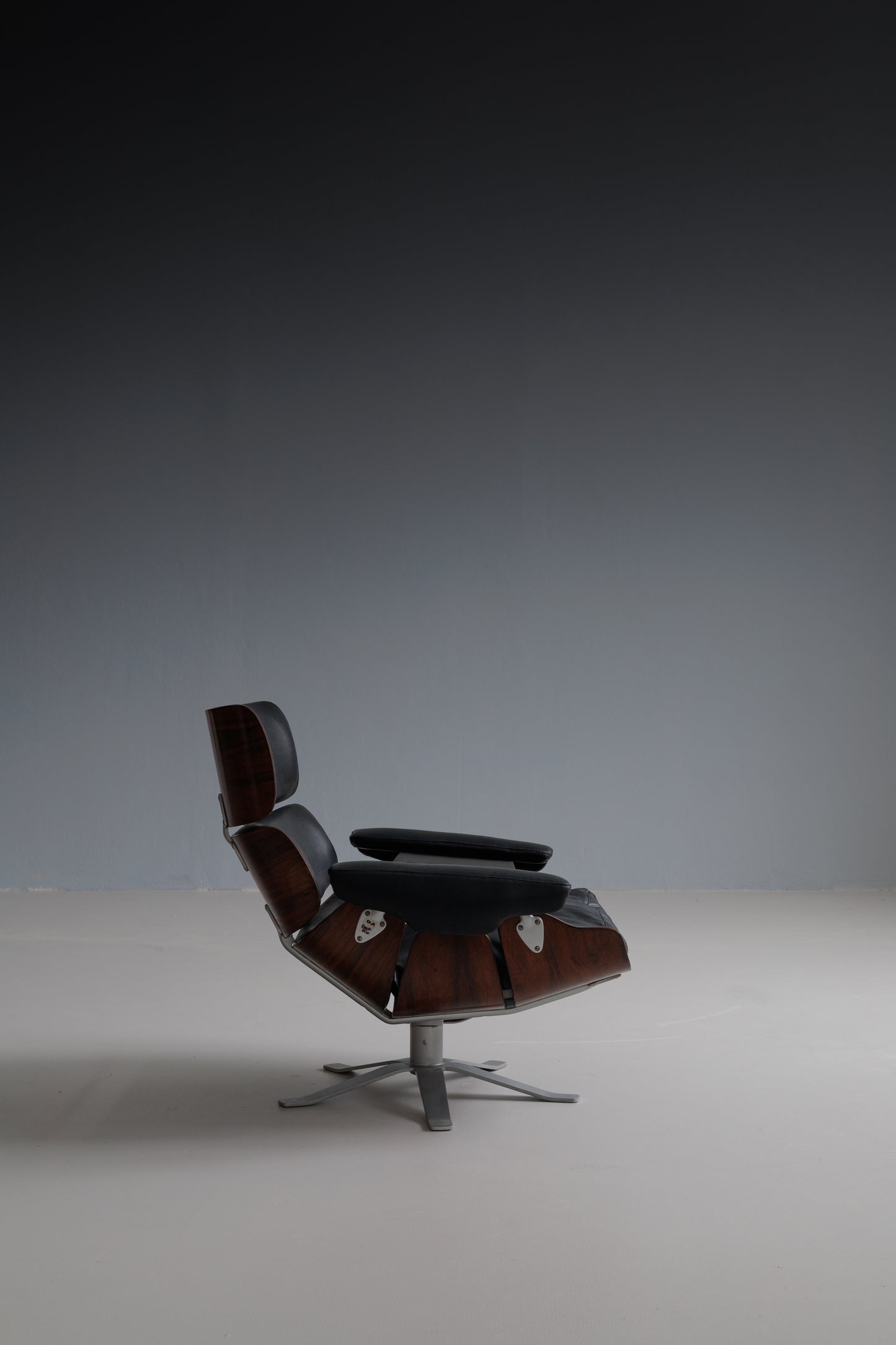 A Very Rare Lounge Chair by Carlo Hauner