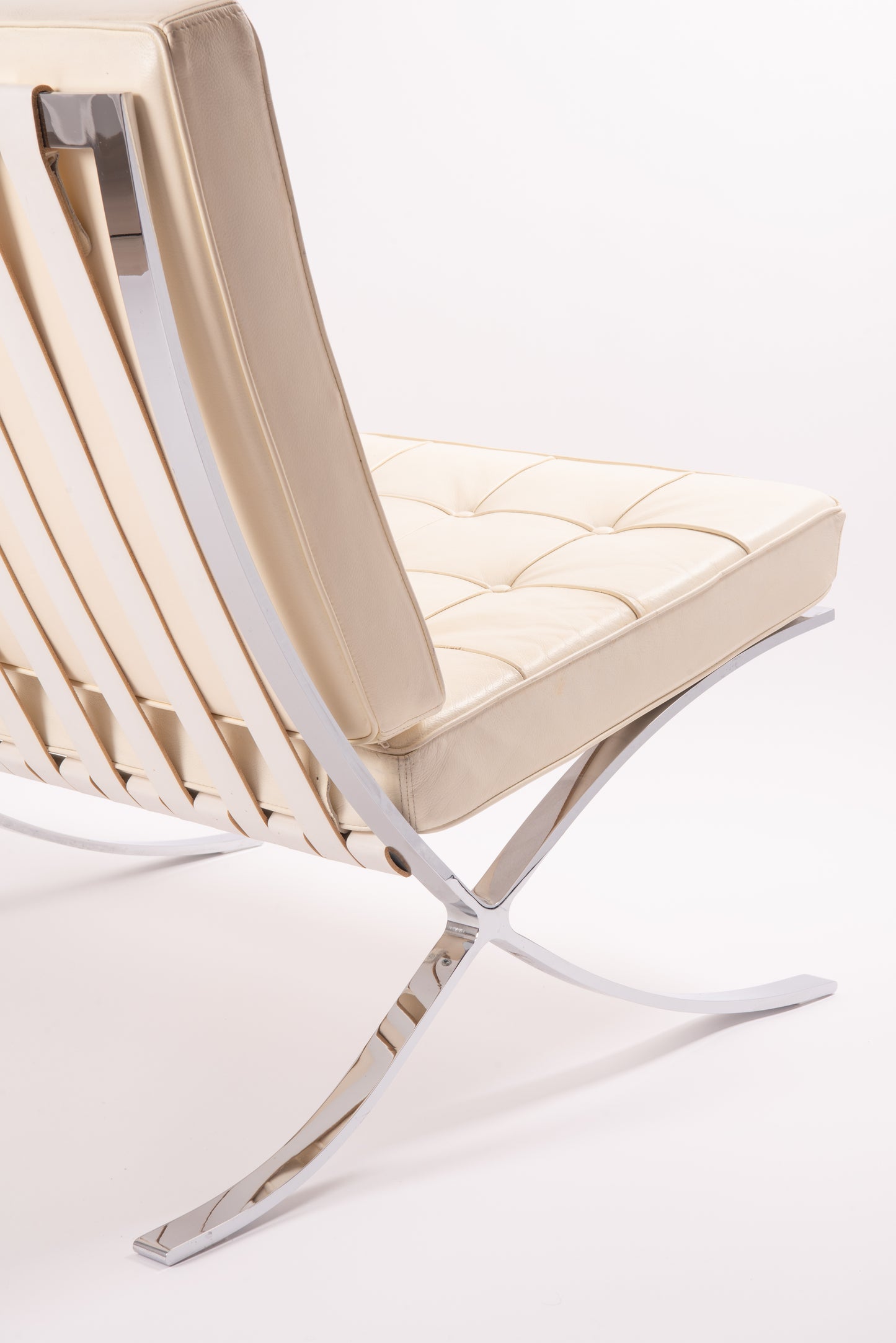 Barcelona Chair Ivory Leather in style of Ludwig Mies van der Rohe